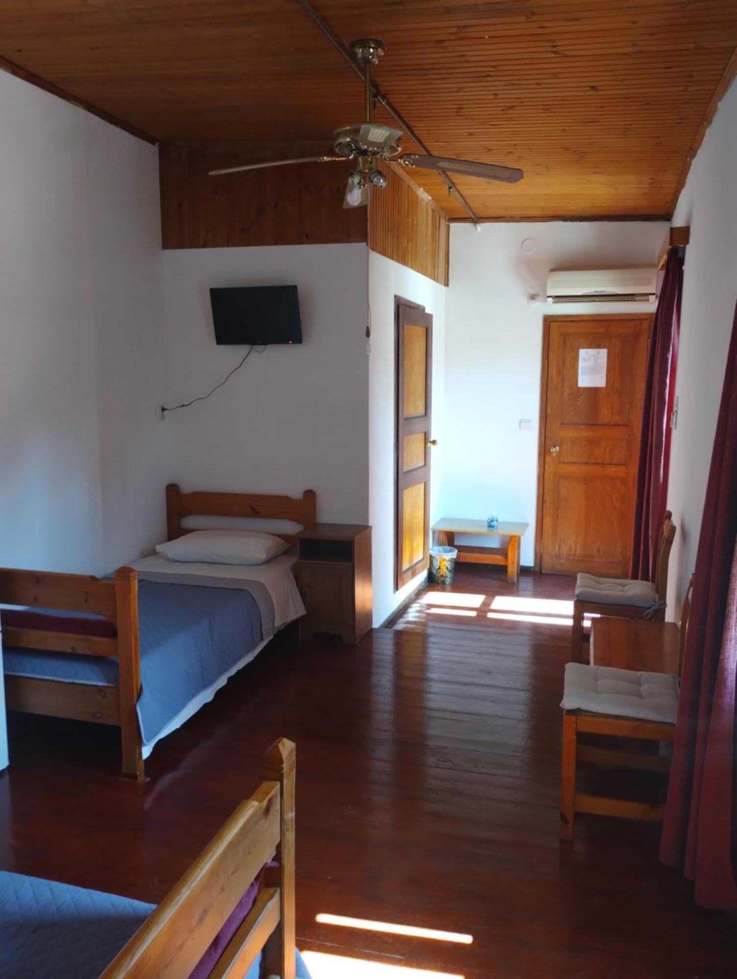Stelios Rooms To Rent Chania  Buitenkant foto